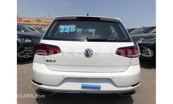 Acheter Import Voiture Volkswagen Golf Blanc à Import - Dubai, Marquesas Acheter Import Voiture Volkswagen Golf Blanc à Import - Dubai, Marquesas