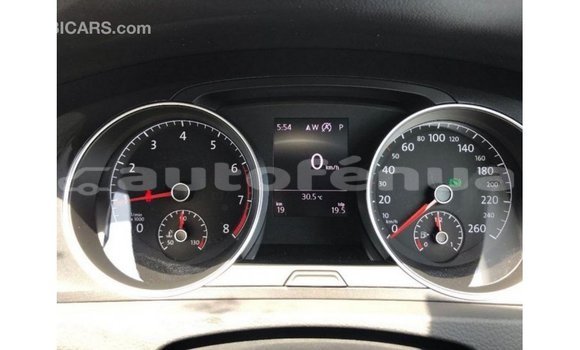 Acheter Import Voiture Volkswagen Golf Blanc à Import - Dubai, Marquesas Acheter Import Voiture Volkswagen Golf Blanc à Import - Dubai, Marquesas