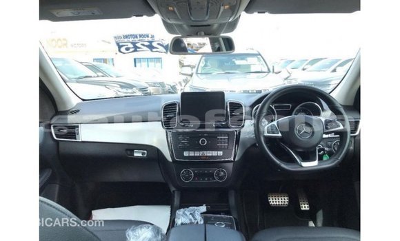 Acheter Import Voiture Mercedes-Benz 250 Autre à Import - Dubai, Marquesas Acheter Import Voiture Mercedes-Benz 250 Autre à Import - Dubai, Marquesas