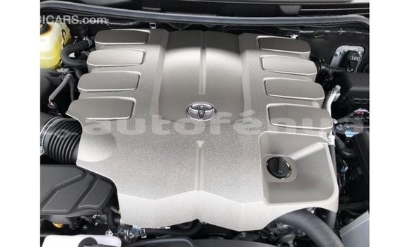 Acheter Import Voiture Toyota Land Cruiser Noir à Import - Dubai, Marquesas Acheter Import Voiture Toyota Land Cruiser Noir à Import - Dubai, Marquesas