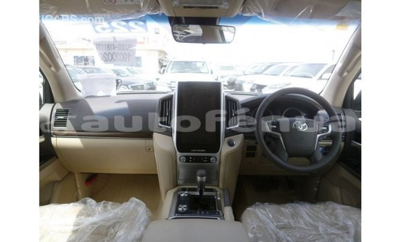 Buy Import Toyota Land Cruiser Black Car in Import - Dubai in Marquesas Buy Import Toyota Land Cruiser Black Car in Import - Dubai in Marquesas