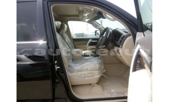 Buy Import Toyota Land Cruiser Black Car in Import - Dubai in Marquesas Buy Import Toyota Land Cruiser Black Car in Import - Dubai in Marquesas