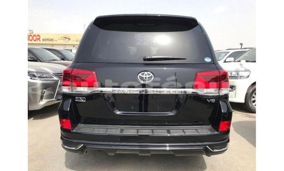 Acheter Import Voiture Toyota Land Cruiser Noir à Import - Dubai, Marquesas Acheter Import Voiture Toyota Land Cruiser Noir à Import - Dubai, Marquesas