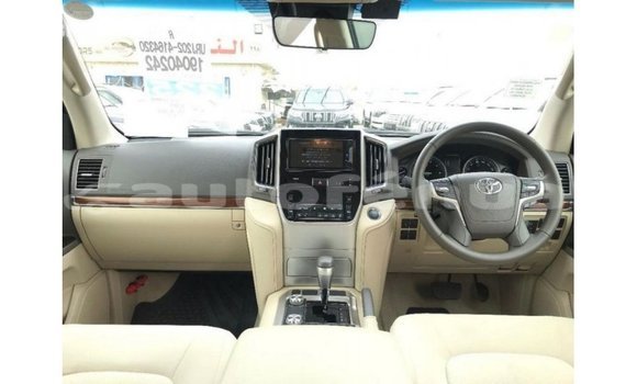 Buy Import Toyota Land Cruiser Other Car in Import - Dubai in Marquesas Buy Import Toyota Land Cruiser Other Car in Import - Dubai in Marquesas