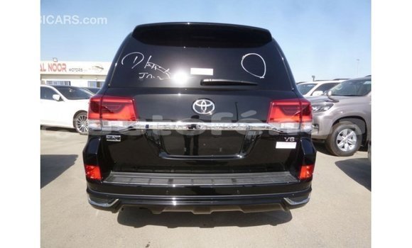 Buy Import Toyota Land Cruiser Black Car in Import - Dubai in Marquesas Buy Import Toyota Land Cruiser Black Car in Import - Dubai in Marquesas