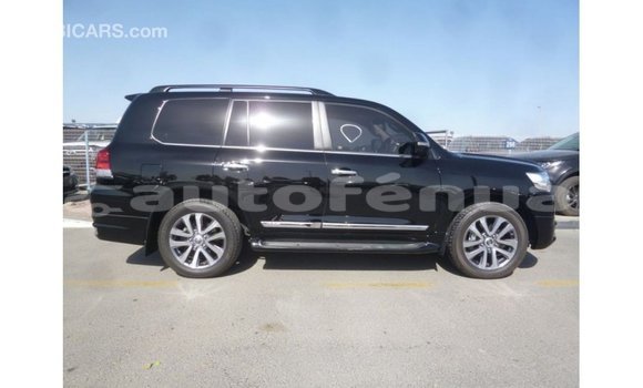 Buy Import Toyota Land Cruiser Black Car in Import - Dubai in Marquesas Buy Import Toyota Land Cruiser Black Car in Import - Dubai in Marquesas