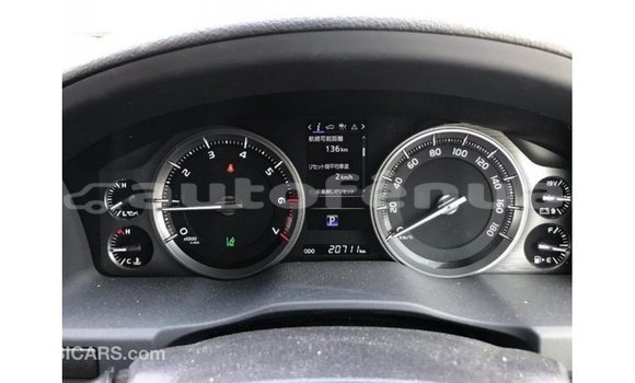Buy Import Toyota Land Cruiser White Car in Import - Dubai in Marquesas Buy Import Toyota Land Cruiser White Car in Import - Dubai in Marquesas