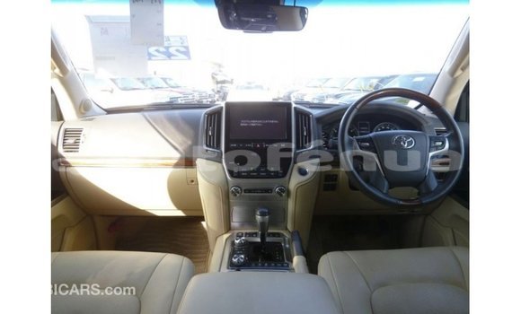 Buy Import Toyota Land Cruiser Black Car in Import - Dubai in Marquesas Buy Import Toyota Land Cruiser Black Car in Import - Dubai in Marquesas