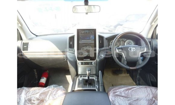Buy Import Toyota Land Cruiser Black Car in Import - Dubai in Marquesas Buy Import Toyota Land Cruiser Black Car in Import - Dubai in Marquesas