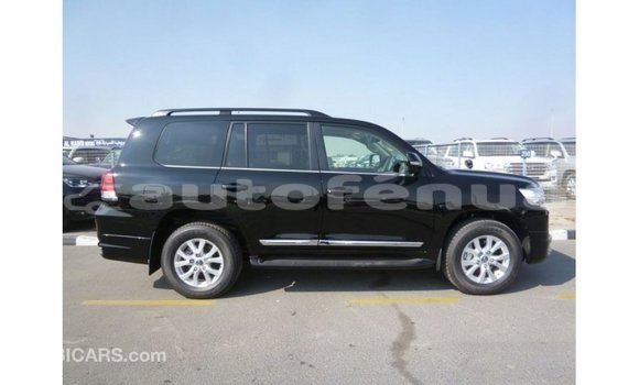 Acheter Import Voiture Toyota Land Cruiser Noir à Import - Dubai, Marquesas Acheter Import Voiture Toyota Land Cruiser Noir à Import - Dubai, Marquesas