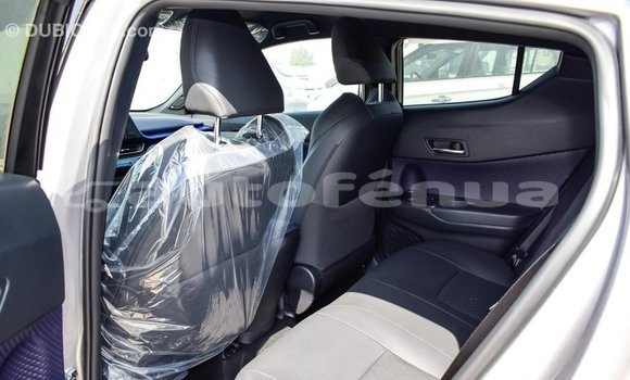 Acheter Import Voiture Toyota C-HR Autre à Import - Dubai, Marquesas Acheter Import Voiture Toyota C-HR Autre à Import - Dubai, Marquesas