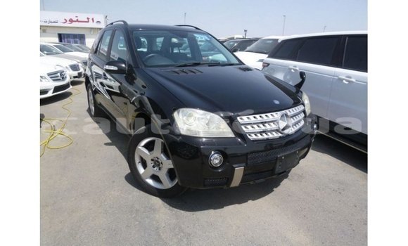 Medium with watermark mercedes benz 190 marquesas import dubai 2818