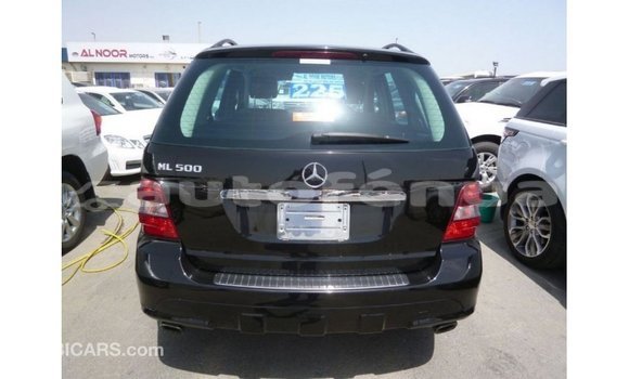 Buy Import Mercedes-Benz 190 Black Car in Import - Dubai in Marquesas Buy Import Mercedes-Benz 190 Black Car in Import - Dubai in Marquesas