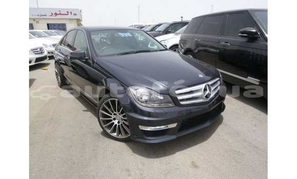 Buy Import Mercedes-Benz 190 Black Car in Import - Dubai in Marquesas Buy Import Mercedes-Benz 190 Black Car in Import - Dubai in Marquesas