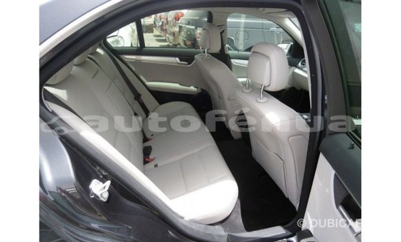 Buy Import Mercedes-Benz 190 Black Car in Import - Dubai in Marquesas Buy Import Mercedes-Benz 190 Black Car in Import - Dubai in Marquesas