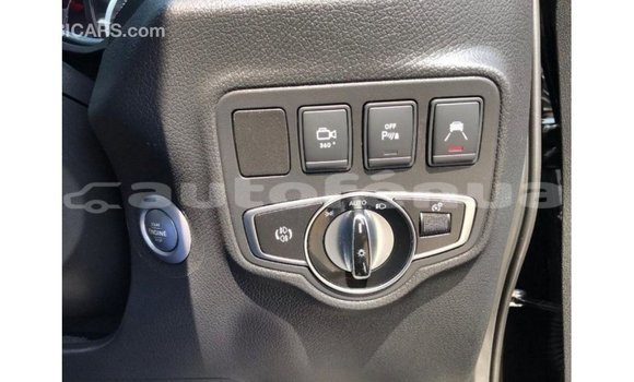 Acheter Import Voiture Mercedes-Benz 250 Noir à Import - Dubai, Marquesas Acheter Import Voiture Mercedes-Benz 250 Noir à Import - Dubai, Marquesas