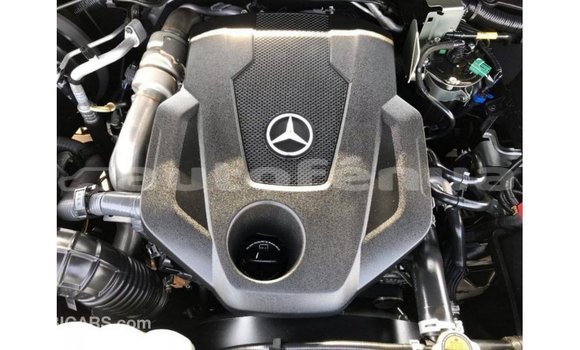 Acheter Import Voiture Mercedes-Benz 250 Noir à Import - Dubai, Marquesas Acheter Import Voiture Mercedes-Benz 250 Noir à Import - Dubai, Marquesas