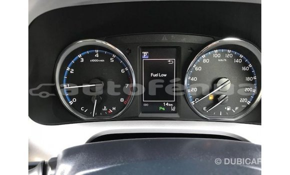 Acheter Import Voiture Toyota 4Runner Blanc à Import - Dubai, Marquesas Acheter Import Voiture Toyota 4Runner Blanc à Import - Dubai, Marquesas