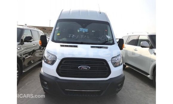 Buy Import Ford Club Wagon White Car in Import - Dubai in Marquesas Buy Import Ford Club Wagon White Car in Import - Dubai in Marquesas