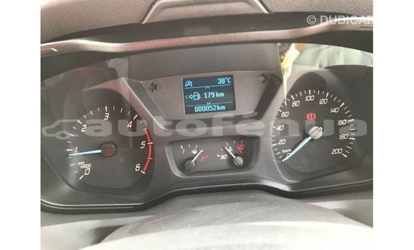 Buy Import Ford Club Wagon White Car in Import - Dubai in Marquesas Buy Import Ford Club Wagon White Car in Import - Dubai in Marquesas