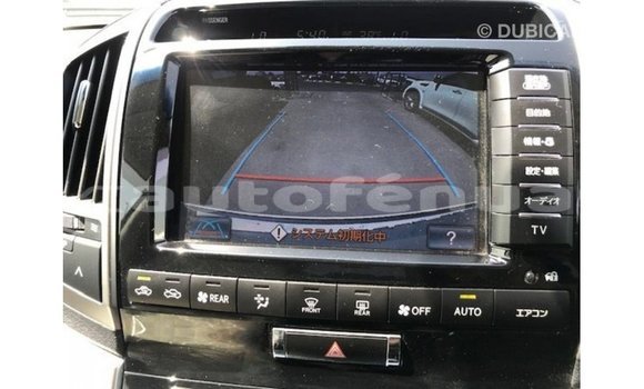 Buy Import Toyota Land Cruiser White Car in Import - Dubai in Marquesas Buy Import Toyota Land Cruiser White Car in Import - Dubai in Marquesas