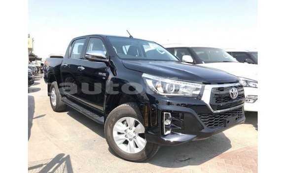 Acheter Import Voiture Toyota Hilux Noir à Import - Dubai, Marquesas