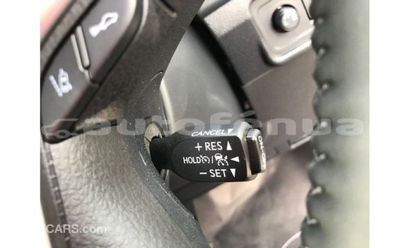 Buy Import Toyota Prado White Car in Import - Dubai in Marquesas Buy Import Toyota Prado White Car in Import - Dubai in Marquesas