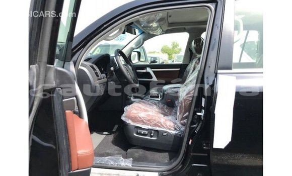 Acheter Import Voiture Toyota Land Cruiser Noir à Import - Dubai, Marquesas Acheter Import Voiture Toyota Land Cruiser Noir à Import - Dubai, Marquesas