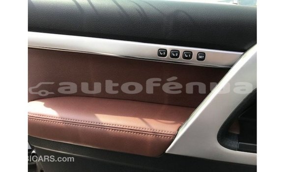 Acheter Import Voiture Toyota Land Cruiser Noir à Import - Dubai, Marquesas Acheter Import Voiture Toyota Land Cruiser Noir à Import - Dubai, Marquesas