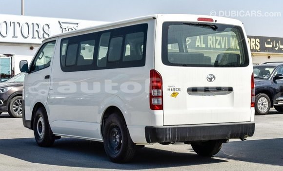 Acheter Import Voiture Toyota Hiace Blanc à Import - Dubai, Marquesas Acheter Import Voiture Toyota Hiace Blanc à Import - Dubai, Marquesas