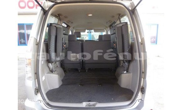 Buy Import Toyota Voxy Other Car in Import - Dubai in Marquesas Buy Import Toyota Voxy Other Car in Import - Dubai in Marquesas