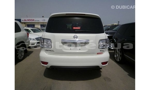 Buy Import Nissan Patrol White Car in Import - Dubai in Marquesas Buy Import Nissan Patrol White Car in Import - Dubai in Marquesas