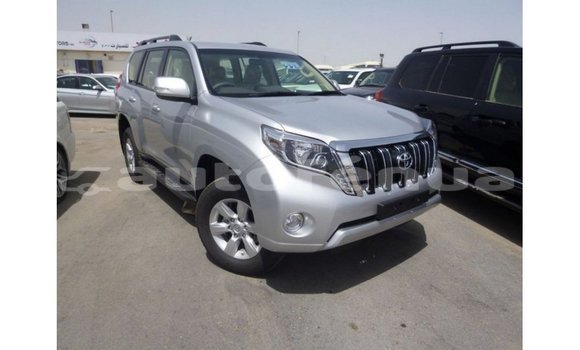 Acheter Import Voiture Toyota Prado Autre à Import - Dubai, Marquesas