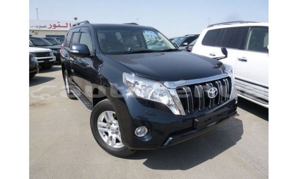 Acheter Import Voiture Toyota Prado Bleu à Import - Dubai, Marquesas