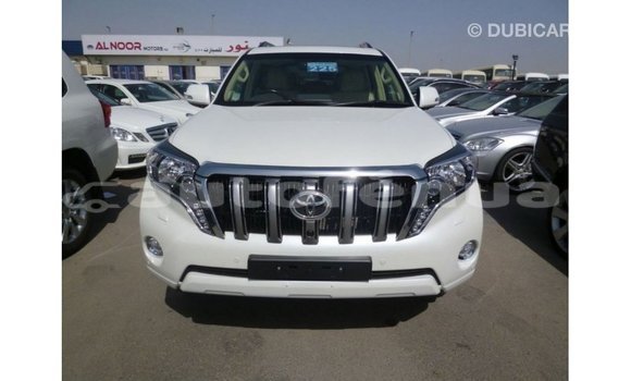 Acheter Import Voiture Toyota Prado Blanc à Import - Dubai, Marquesas Acheter Import Voiture Toyota Prado Blanc à Import - Dubai, Marquesas