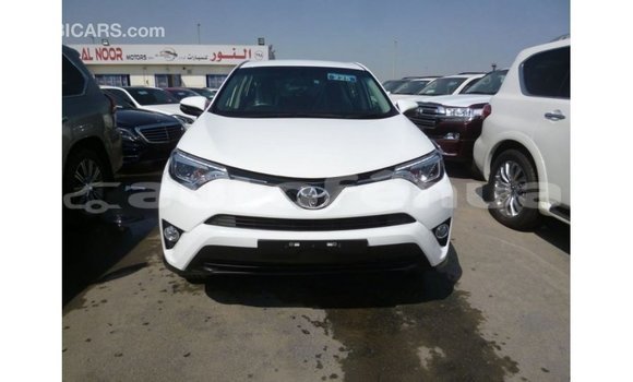 Buy Import Toyota 4Runner White Car in Import - Dubai in Marquesas Buy Import Toyota 4Runner White Car in Import - Dubai in Marquesas
