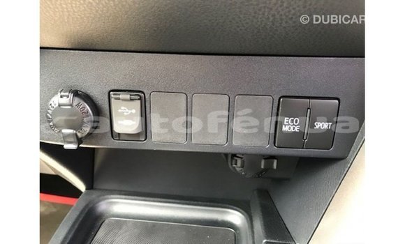 Acheter Import Voiture Toyota 4Runner Blanc à Import - Dubai, Marquesas Acheter Import Voiture Toyota 4Runner Blanc à Import - Dubai, Marquesas