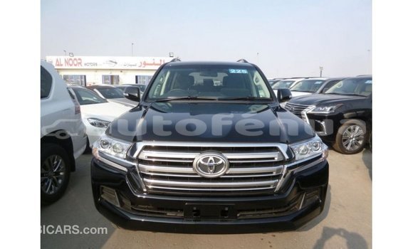 Buy Import Toyota Land Cruiser Black Car in Import - Dubai in Marquesas Buy Import Toyota Land Cruiser Black Car in Import - Dubai in Marquesas