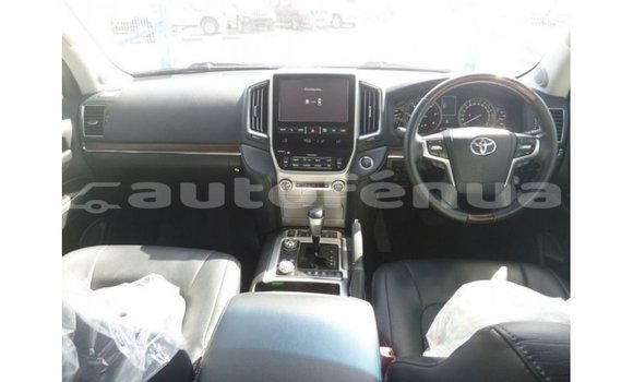 Buy Import Toyota Land Cruiser White Car in Import - Dubai in Marquesas Buy Import Toyota Land Cruiser White Car in Import - Dubai in Marquesas