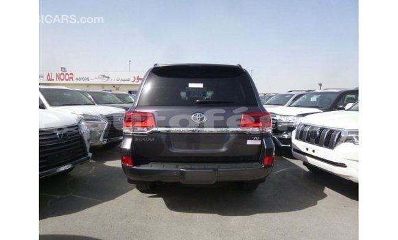 Buy Import Toyota Land Cruiser Other Car in Import - Dubai in Marquesas Buy Import Toyota Land Cruiser Other Car in Import - Dubai in Marquesas
