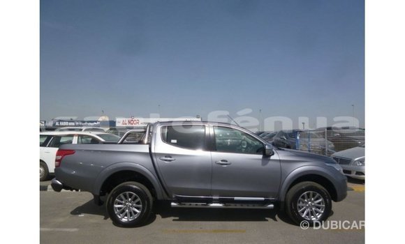 Acheter Import Voiture Mitsubishi i Autre à Import - Dubai, Marquesas Acheter Import Voiture Mitsubishi i Autre à Import - Dubai, Marquesas