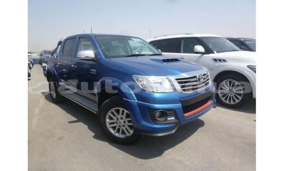 Acheter Import Voiture Toyota Hilux Bleu à Import - Dubai, Marquesas Acheter Import Voiture Toyota Hilux Bleu à Import - Dubai, Marquesas