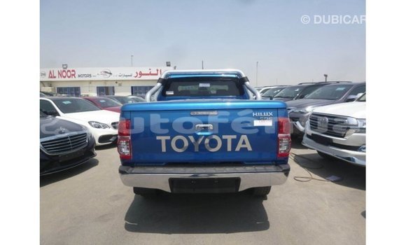 Acheter Import Voiture Toyota Hilux Bleu à Import - Dubai, Marquesas Acheter Import Voiture Toyota Hilux Bleu à Import - Dubai, Marquesas