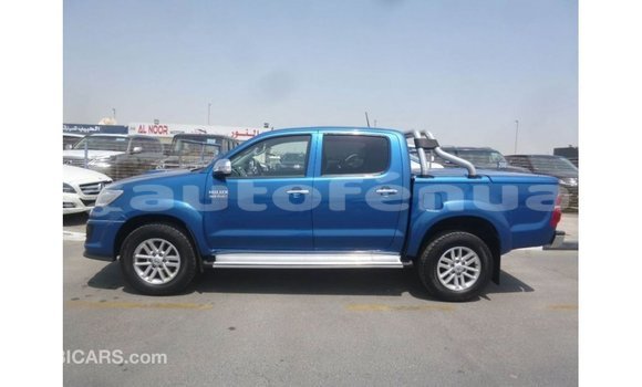 Acheter Import Voiture Toyota Hilux Bleu à Import - Dubai, Marquesas Acheter Import Voiture Toyota Hilux Bleu à Import - Dubai, Marquesas