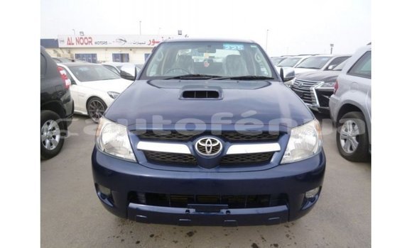 Buy Import Toyota Hilux Blue Car in Import - Dubai in Marquesas Buy Import Toyota Hilux Blue Car in Import - Dubai in Marquesas