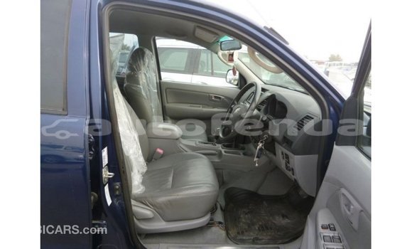 Buy Import Toyota Hilux Blue Car in Import - Dubai in Marquesas Buy Import Toyota Hilux Blue Car in Import - Dubai in Marquesas