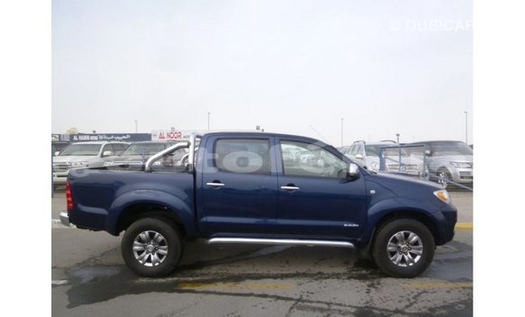 Buy Import Toyota Hilux Blue Car in Import - Dubai in Marquesas Buy Import Toyota Hilux Blue Car in Import - Dubai in Marquesas