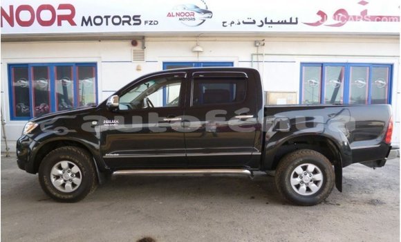 Acheter Import Voiture Toyota Hilux Noir à Import - Dubai, Marquesas Acheter Import Voiture Toyota Hilux Noir à Import - Dubai, Marquesas