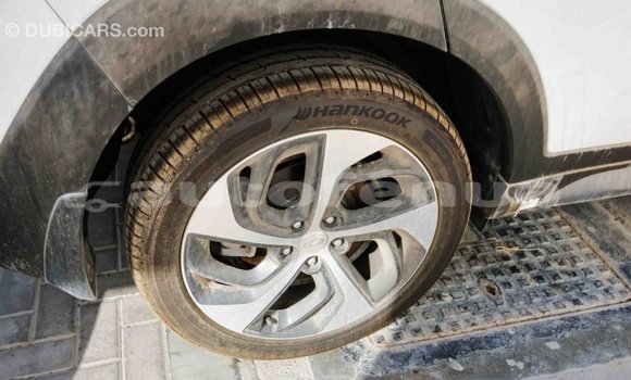Buy Import Hyundai Tucson White Car in Import - Dubai in Marquesas Buy Import Hyundai Tucson White Car in Import - Dubai in Marquesas