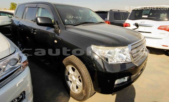 Acheter Import Voiture Toyota Land Cruiser Noir à Import - Dubai, Marquesas Acheter Import Voiture Toyota Land Cruiser Noir à Import - Dubai, Marquesas
